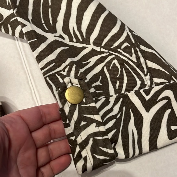 Jones New York-L-Olive Green and white-zebra print, denim type jacket. - Picture 8 of 12